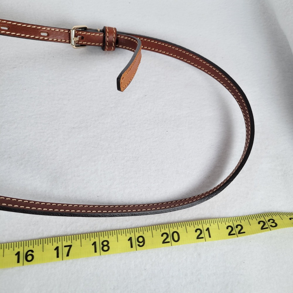 Dooney & Bourke Womens Camera Crossbody Pebble Leather Small Bordeaux Burgundy - Picture 7 of 12
